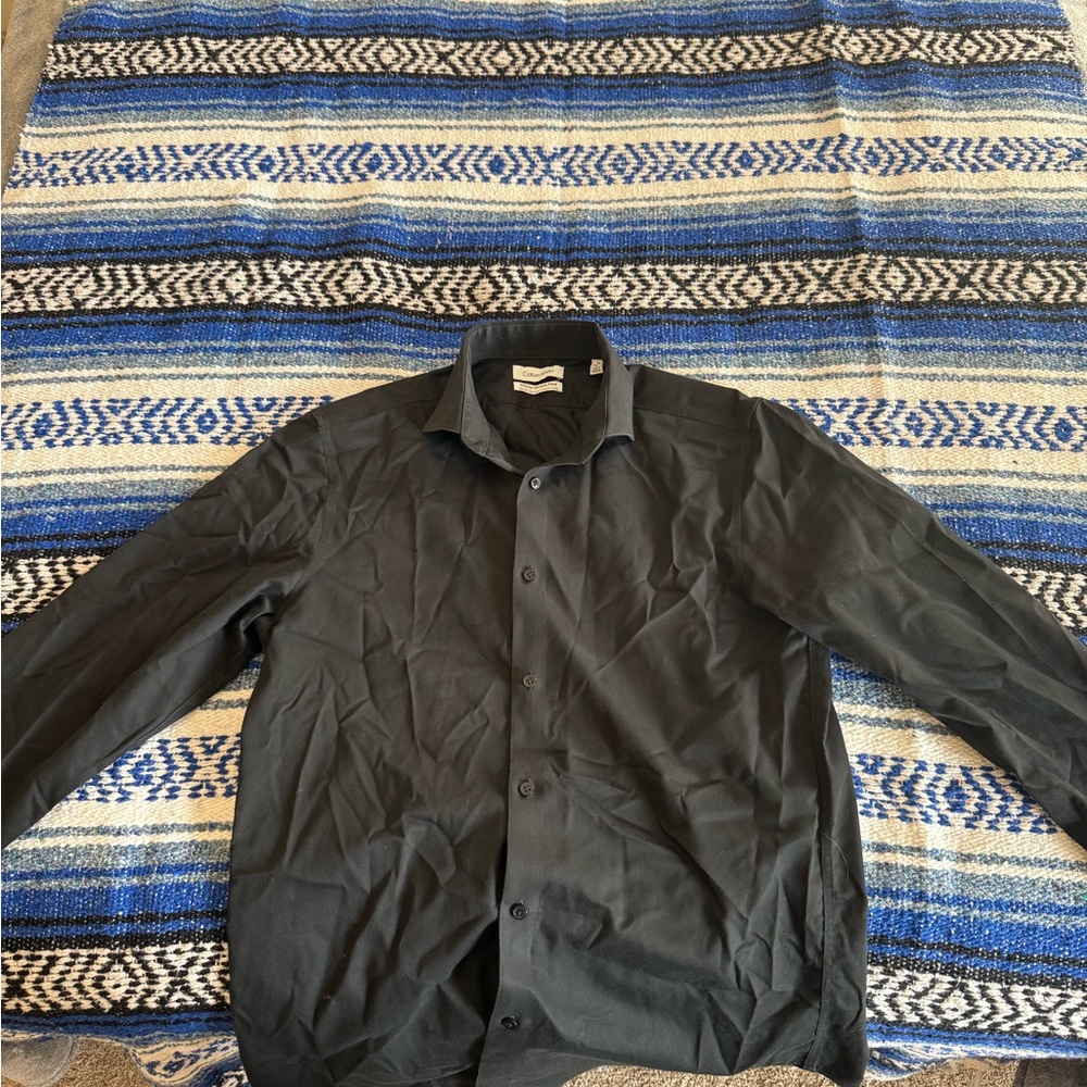 Calvin Clein black button up size M